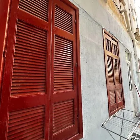 Lemon House Near To Pireaus Port Apartment