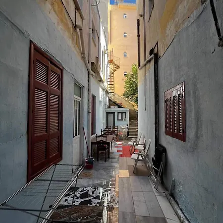 Lemon House Near To Pireaus Port Apartment